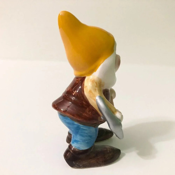Vintage Disney Snow White Happy Dwarf with Axe Figurine 3 Inch Tall - Picture 4 of 16